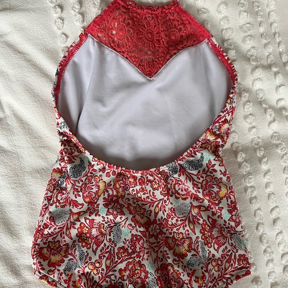 Billabong Swimsuit - Picture 3 of 4